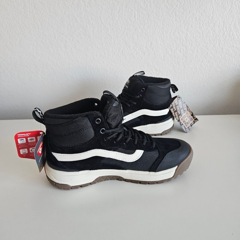 NWT Vans | MTE Ultrarange EXO HI MTE-1 Hiking Sneakers Black/Marshmallow Women 9 - Picture 6 of 12